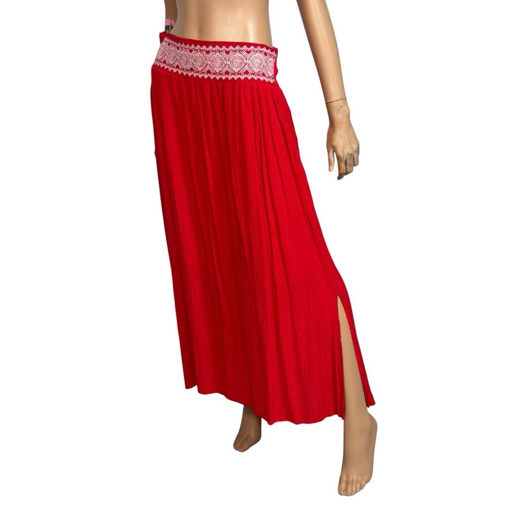 Red Embroidered Waist Crinkle Rayon Maxi Skirt M Side Slit Boho Festival